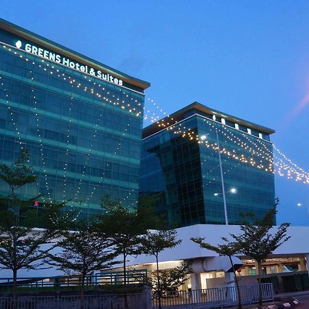 Greens Hotel & Suites Bintulu Extérieur photo