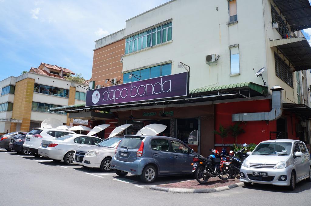 Greens Hotel & Suites Bintulu Extérieur photo