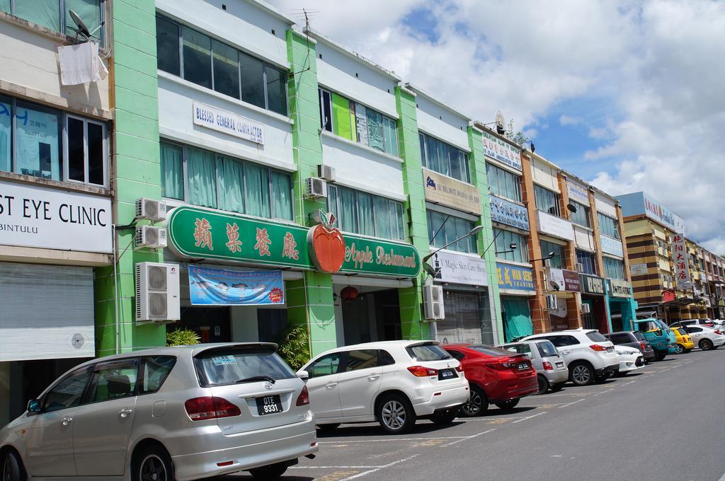 Greens Hotel & Suites Bintulu Extérieur photo